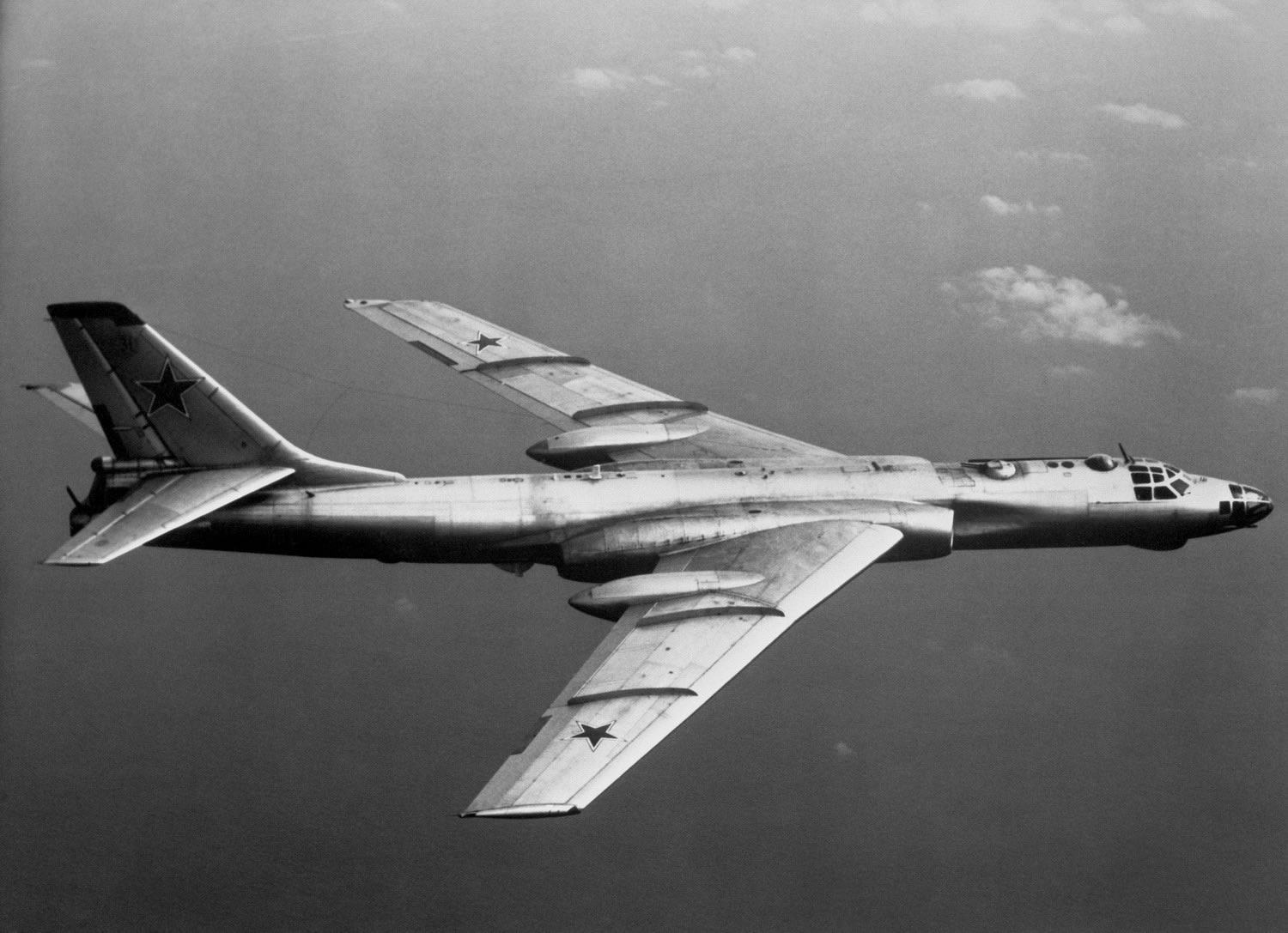 tu-16-tupolev-badger-a-dan-b-1.jpg